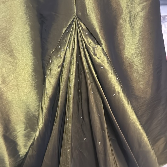 FLIRT Maggie Sottero Olive Green Beaded Dress Gown Prom Dance Formal 6 Train - Picture 9 of 14